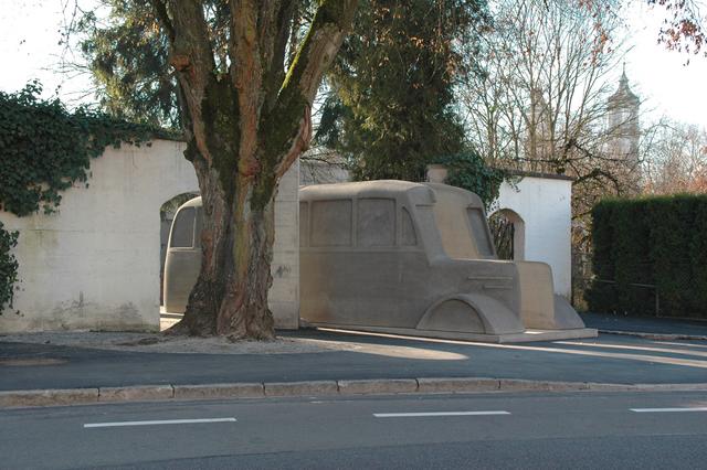 Denkmal-Bus in der Alten Pforte Weißenau